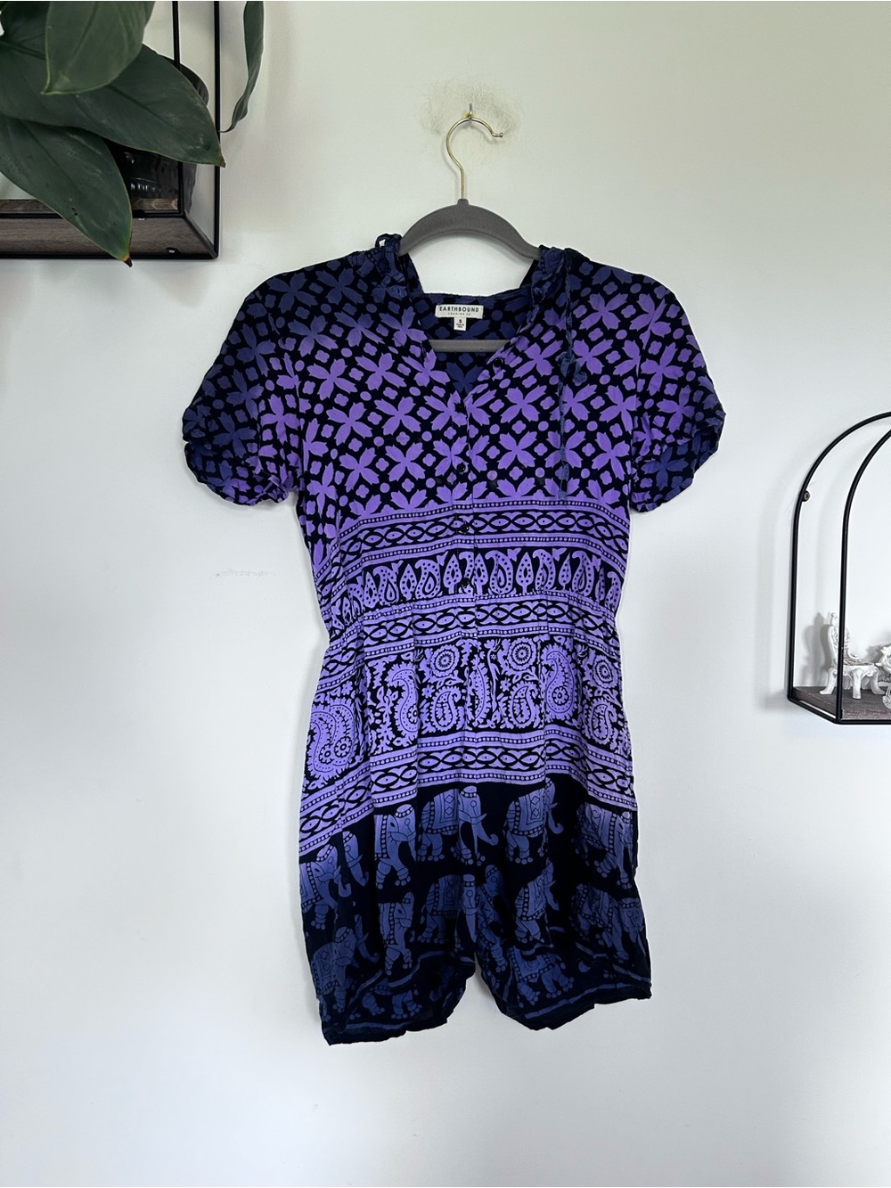 Earthbound Trading Co Purple Ombré Elephant Print Romper Size Small